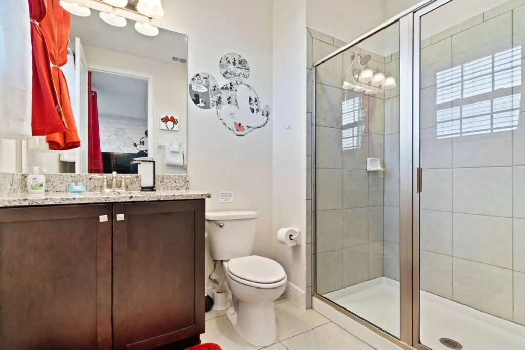 Mickey Mouse bedroom en-suite bathroom at 450 Burma vacation home