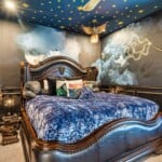 Harry Potter themed king bedroom at 450 Burma vacation rental near Disney